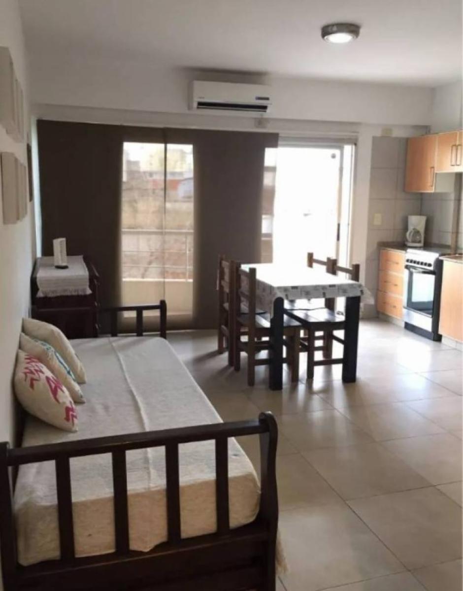 AMPLIO DEPTO 2 AMBIENTES CON COCHERA- Y AMENITIES -PALERMO