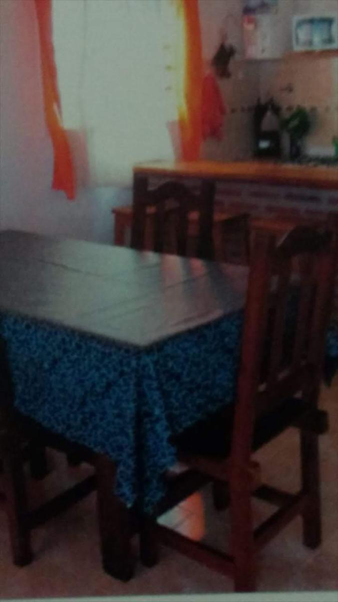 TRIPLEX CON PARRILLA Y GARAGE - MAR DEL TUYU- A 5 CUADRAS DEL MAR — foto 2