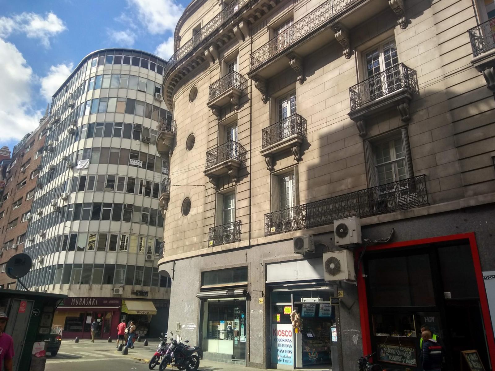 EXCELENTE PISO DE OFICINAS- CENTRO - 1