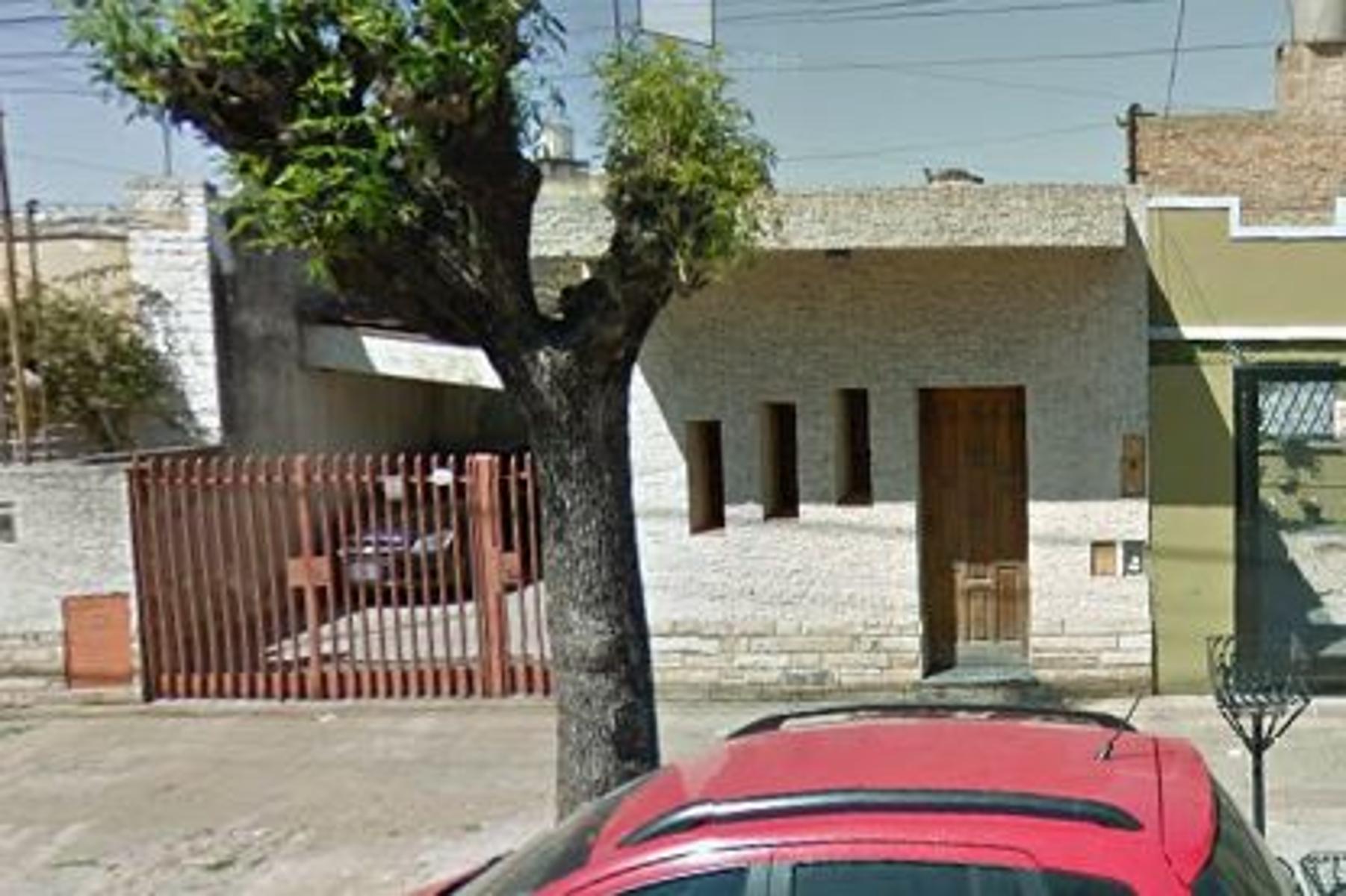 Casa de 4 amb con fondo