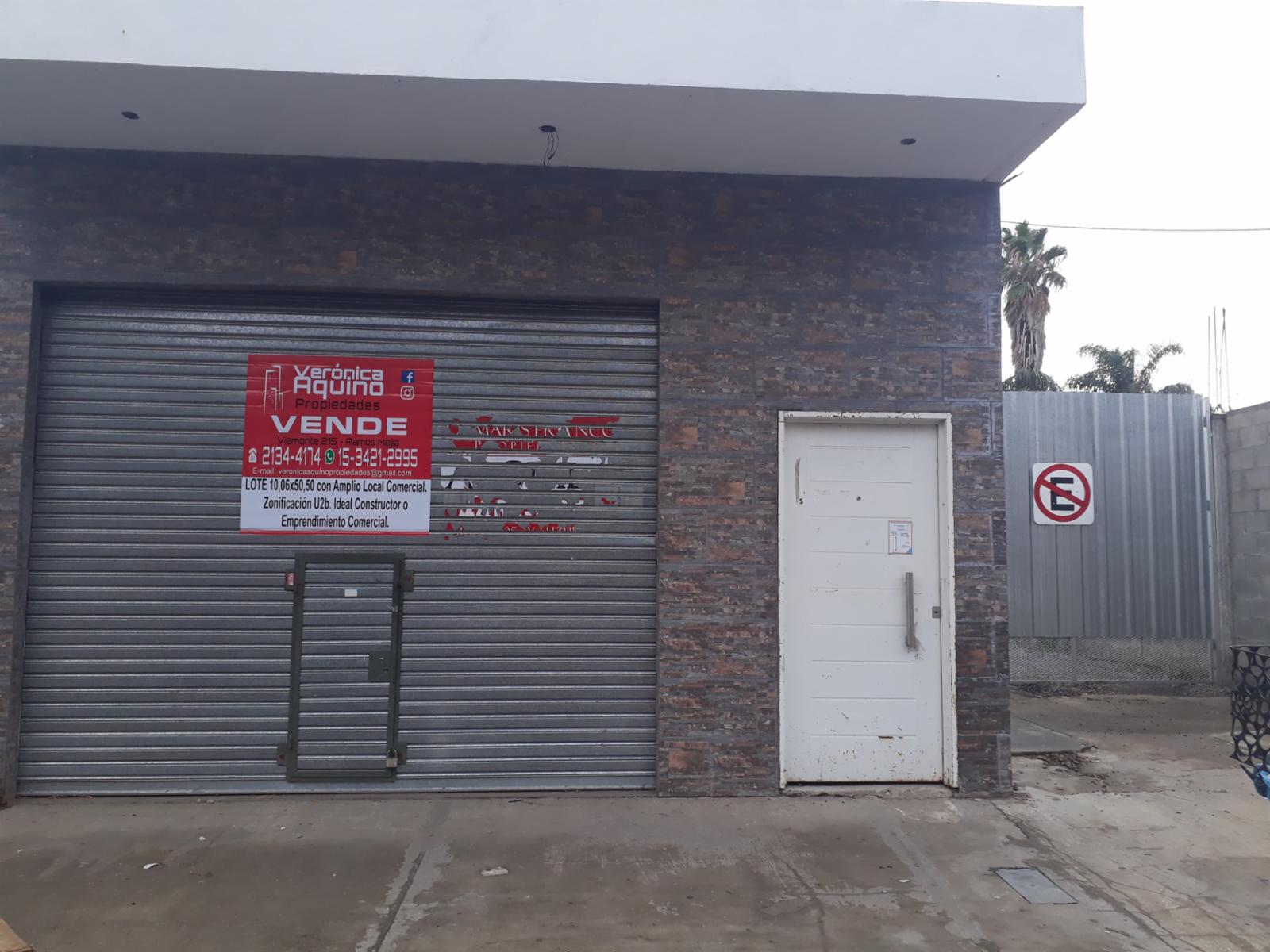Lote con local en venta