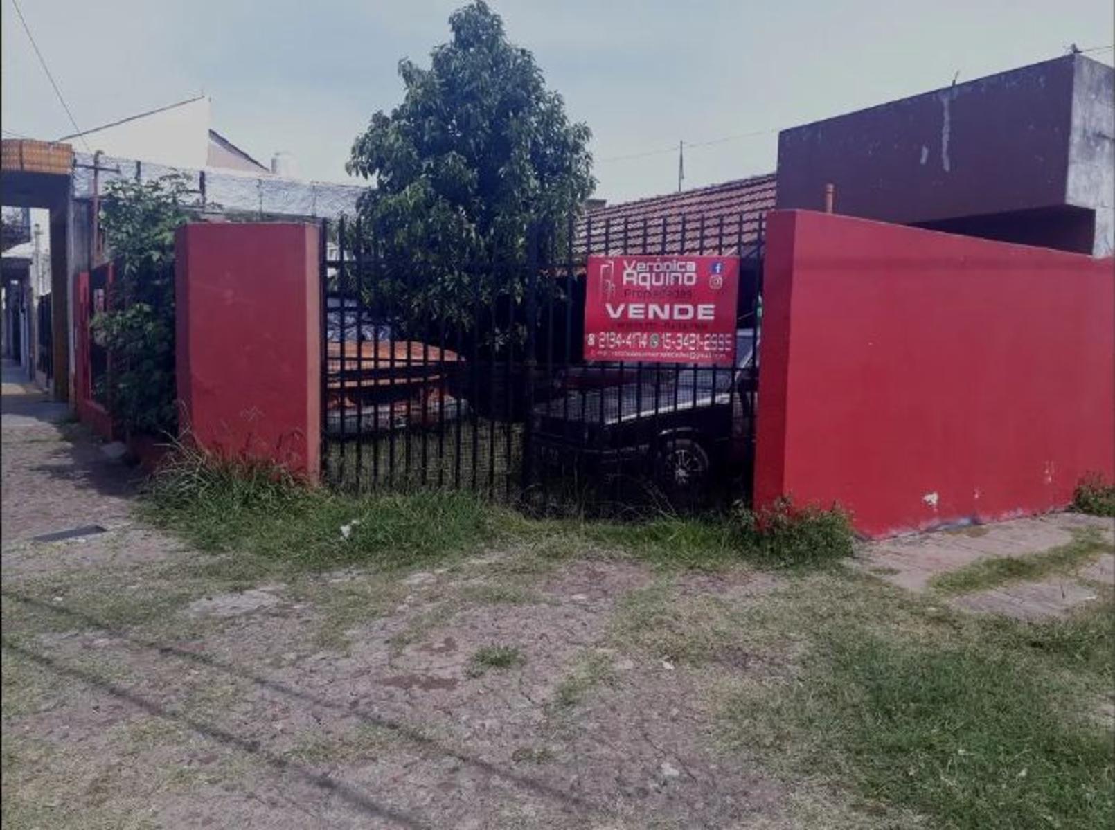 Casa de 3 amb en esquina