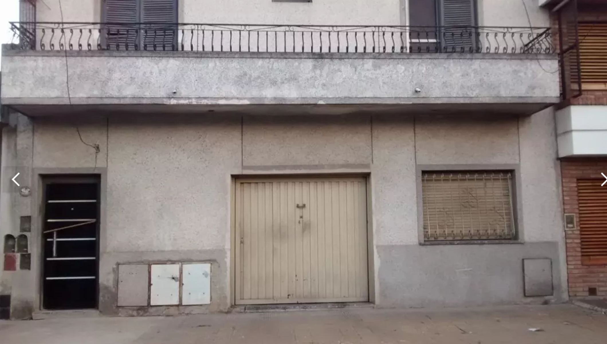 Casa de 4 amb al frente