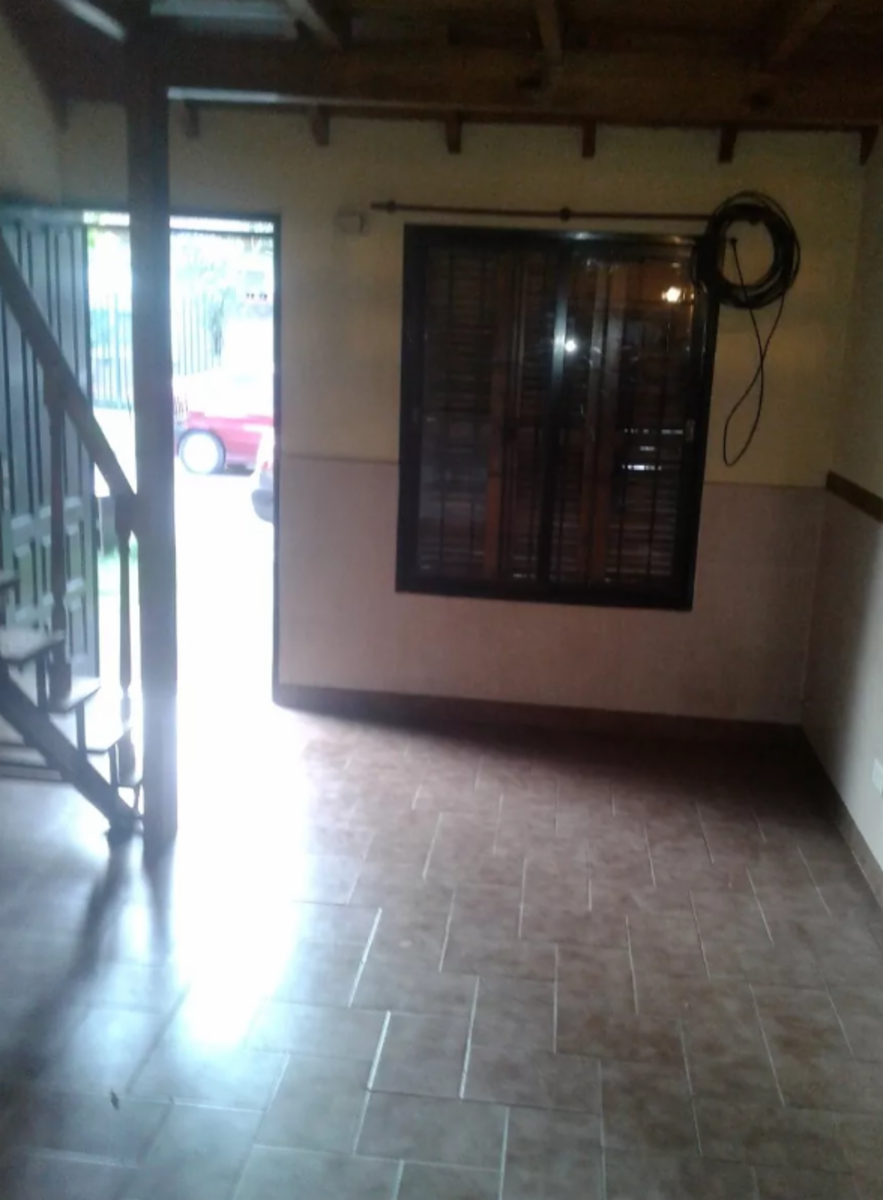 Departamento al frente tipo duplex 2 amb — foto 2