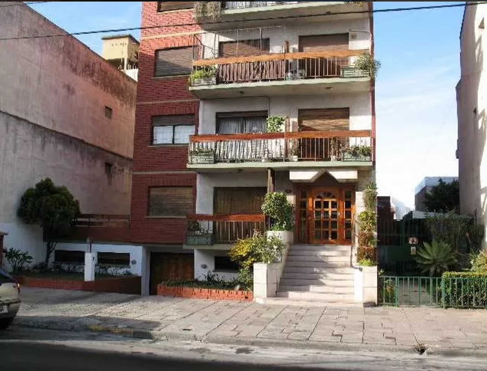 Muy lindo departamento de 2 amb al frente con balcón