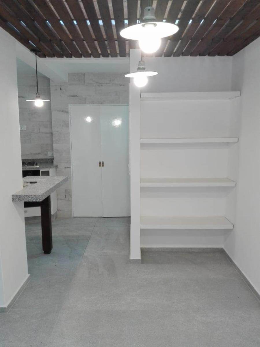 Excelente propieda de 2 amb con patio — foto 5