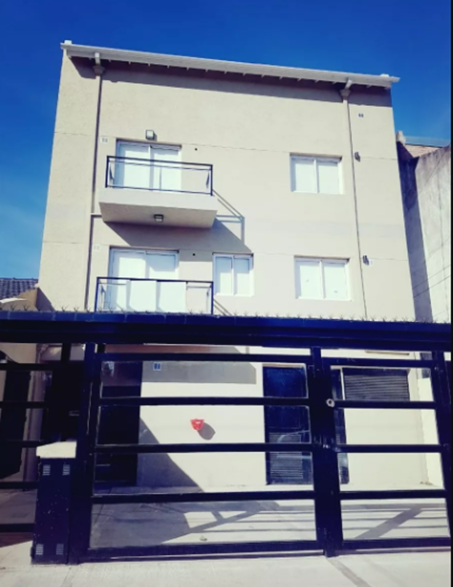 Excelente departamento de 2 amb a estrenar