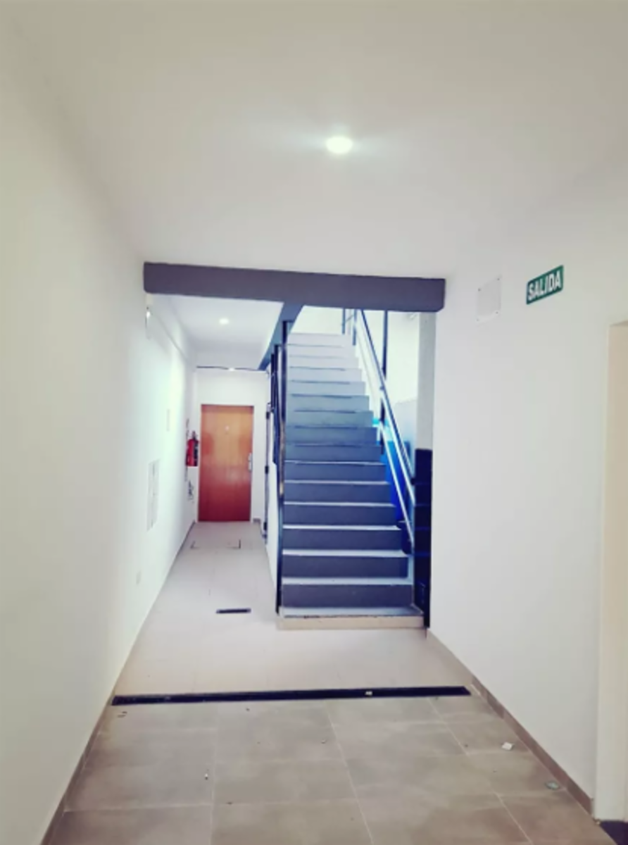Excelente departamento de 2 amb a estrenar — foto 9