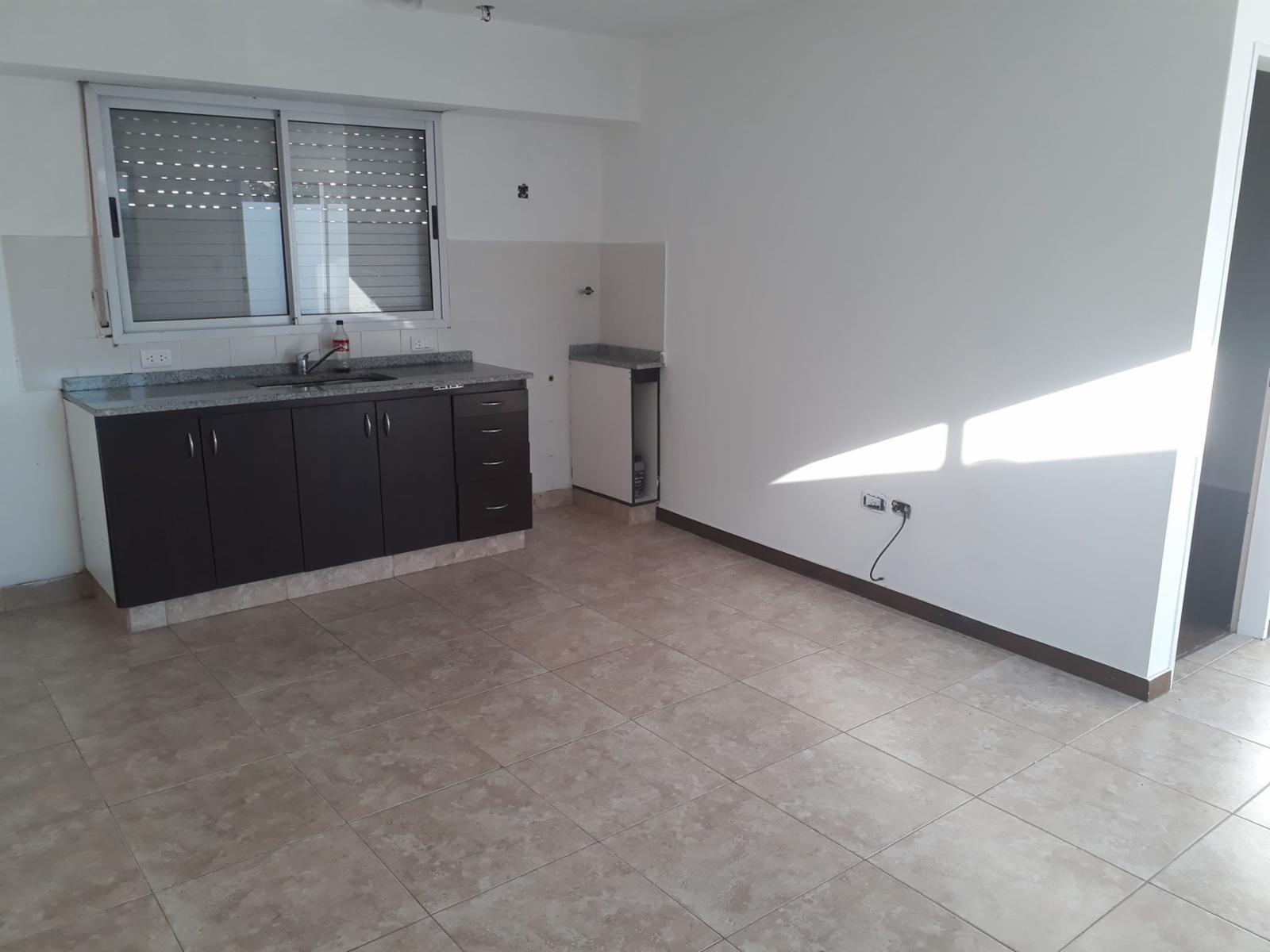 Departamento de 2 amb con terraza propia