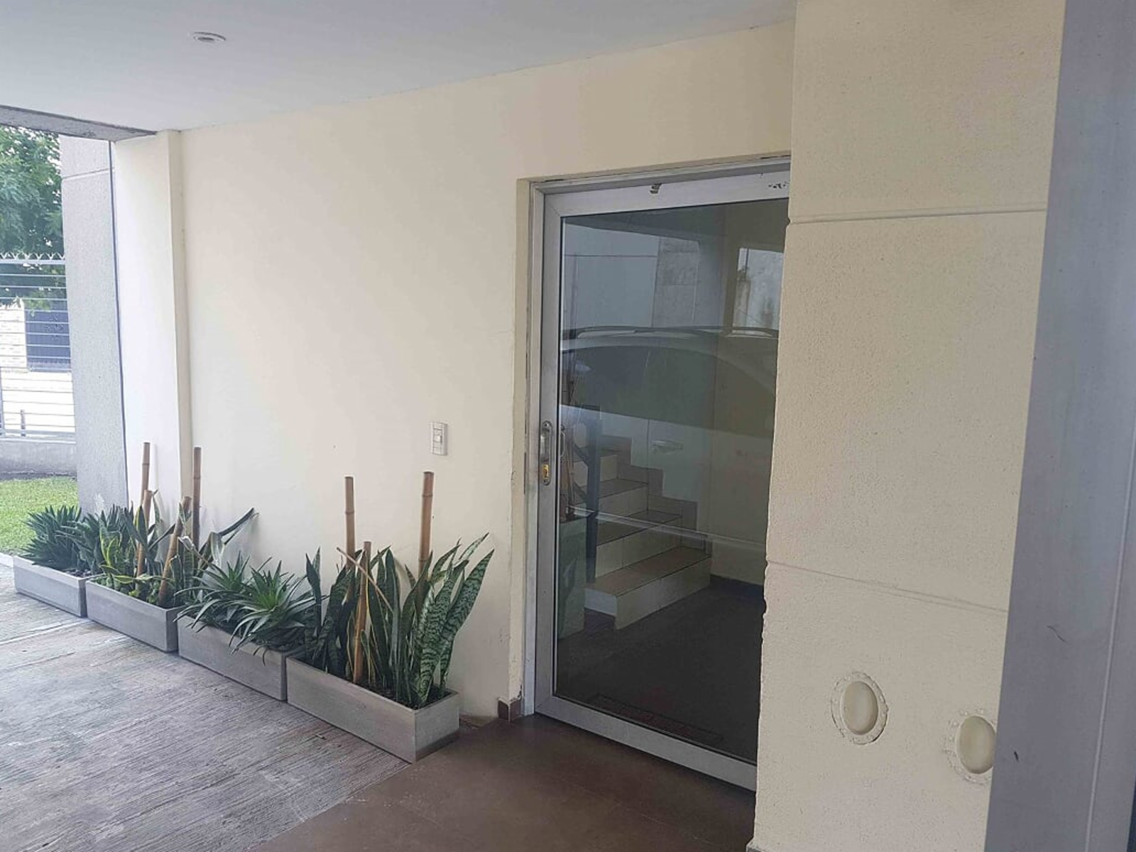 Muy lindo departamento 2 amb al frente con balcón — foto 10