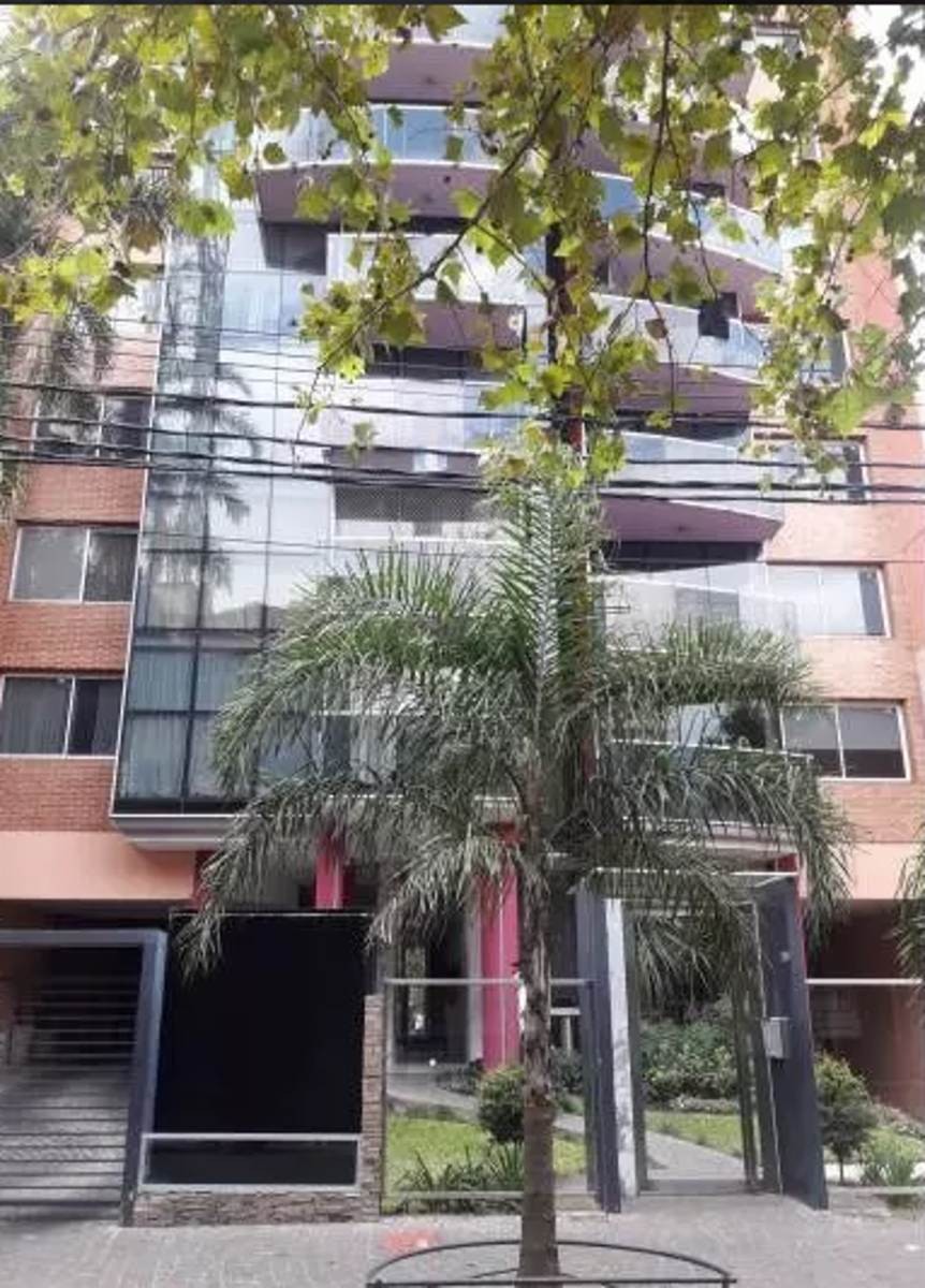 Muy lindo departamento de 3 amb con cochera