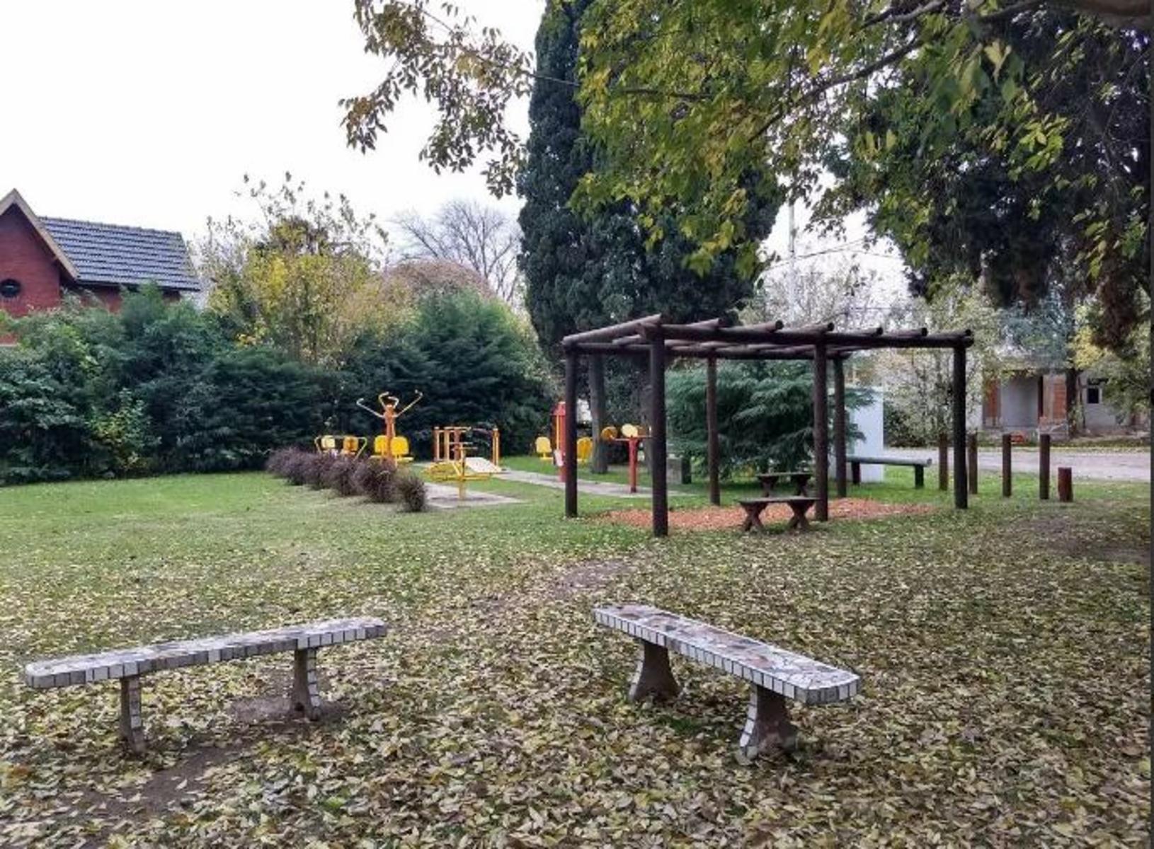 Excelente casa de 4 amb en barrio cerrado — foto 6