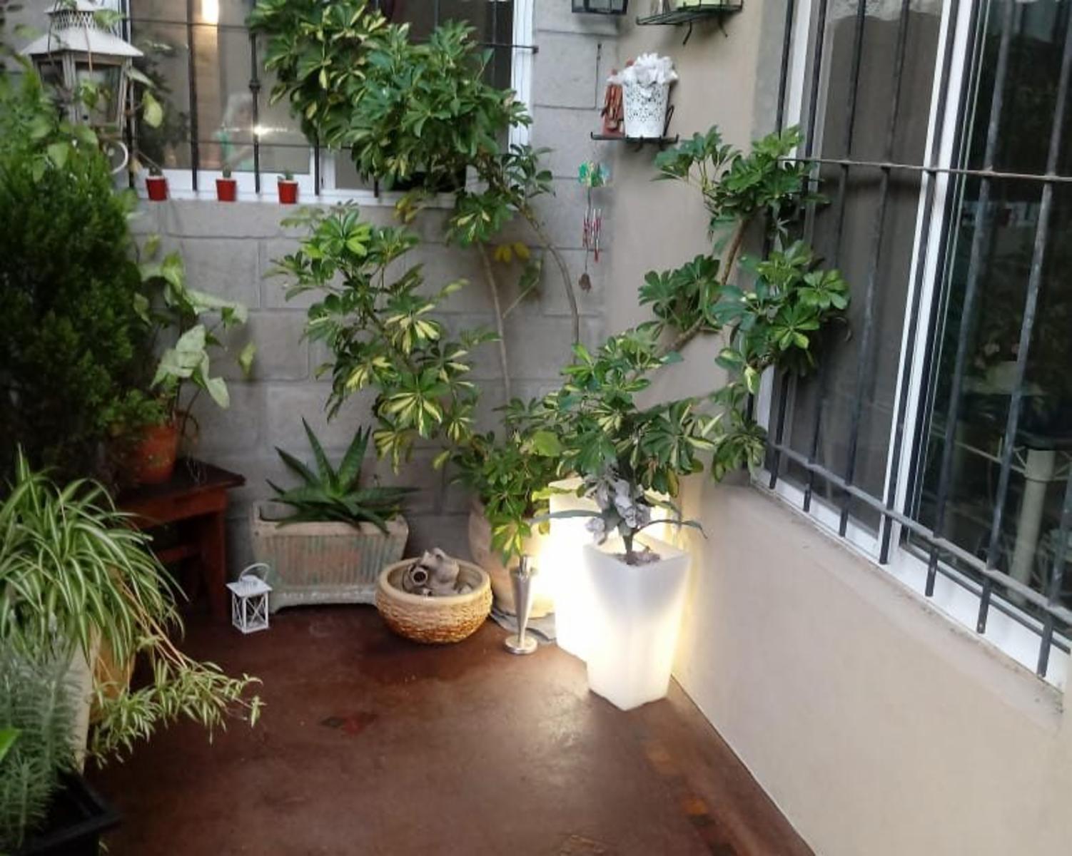 Hermosa casa de 6 ambientes — foto 3