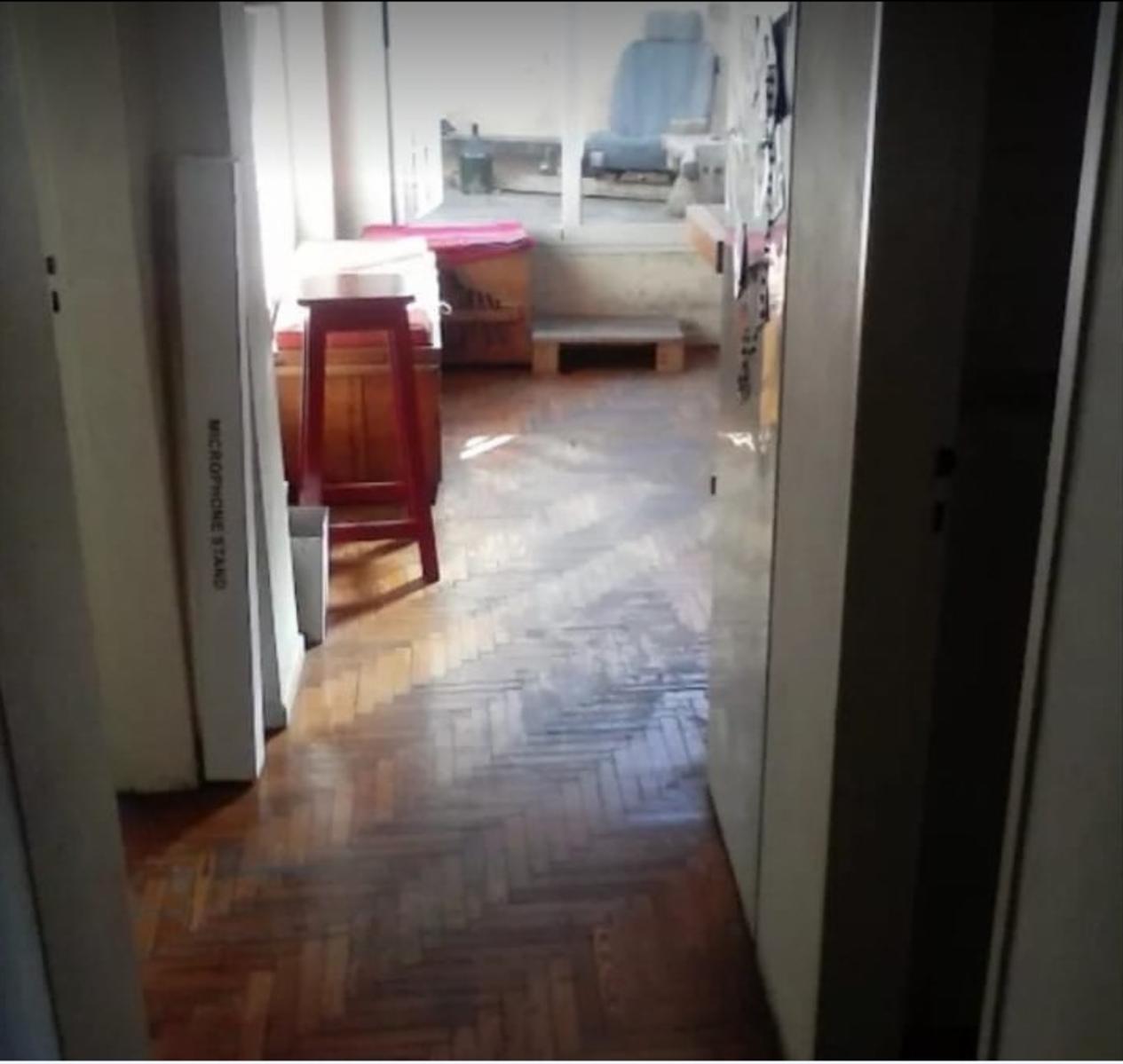 Excelente departamento de 3 ambientes — foto 3