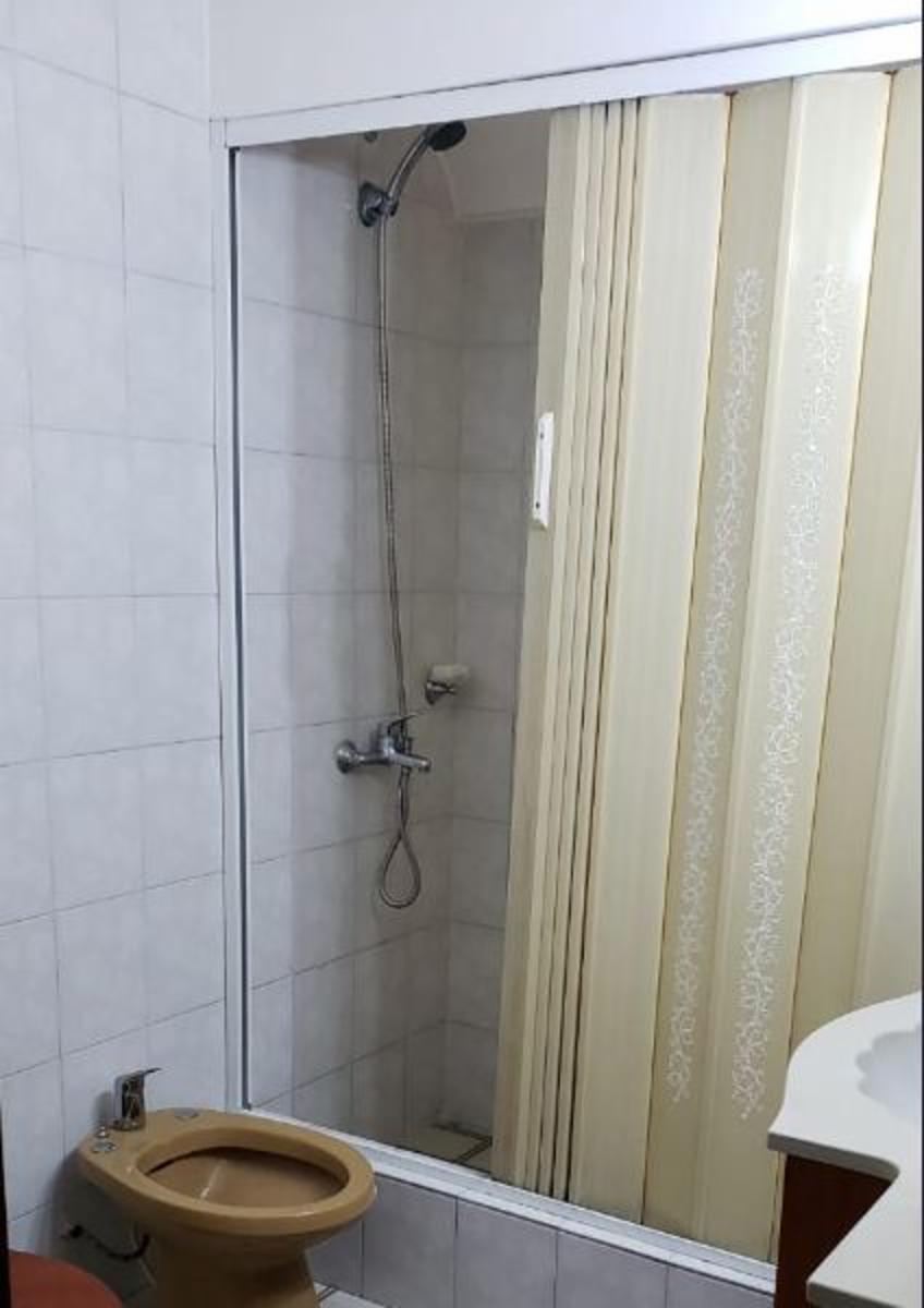 CASA 4 AMBIENTES CON DUPLEX 3 AMBIENTES AL FONDO — foto 3