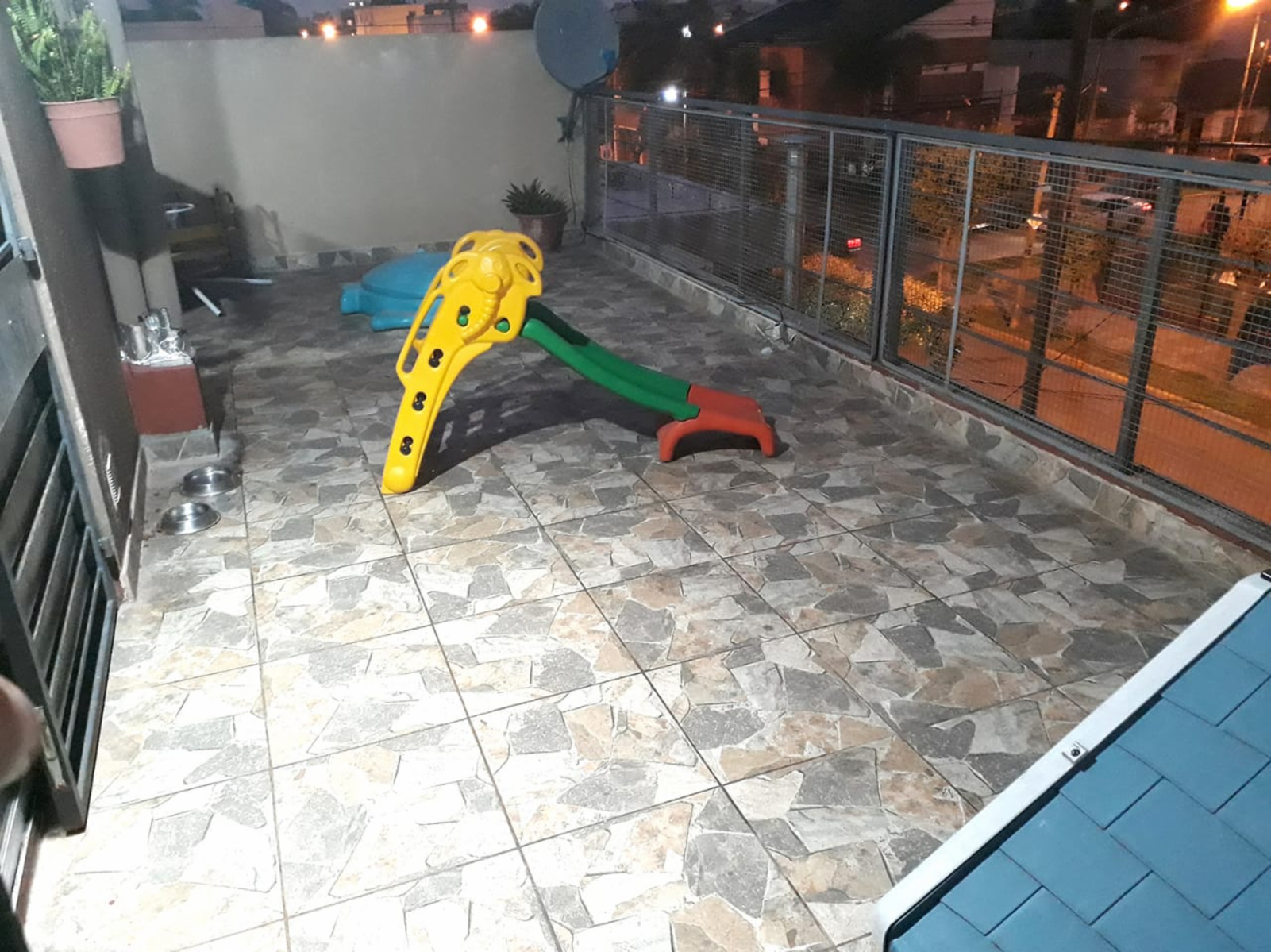 Muy linda casa de 5 amb — foto 7