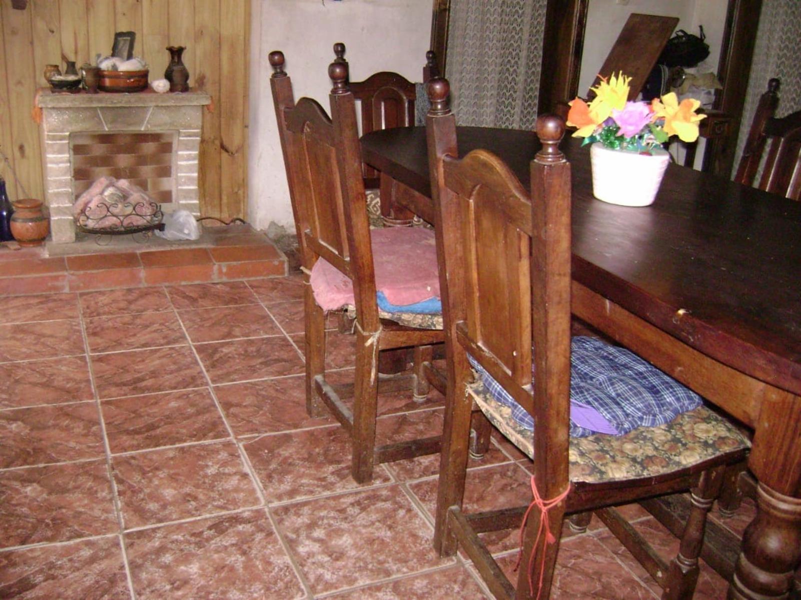 Casa en esquina de 5 amb con balcón — foto 2