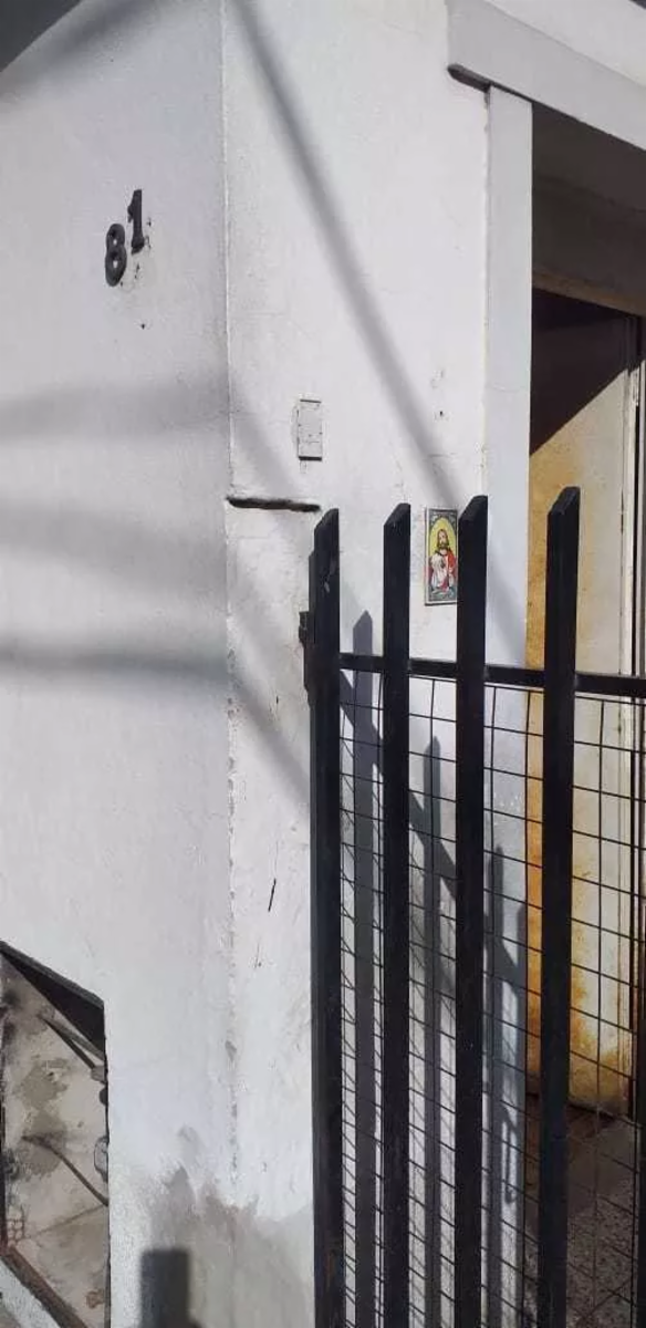 Casa a refaccionar en lote propio