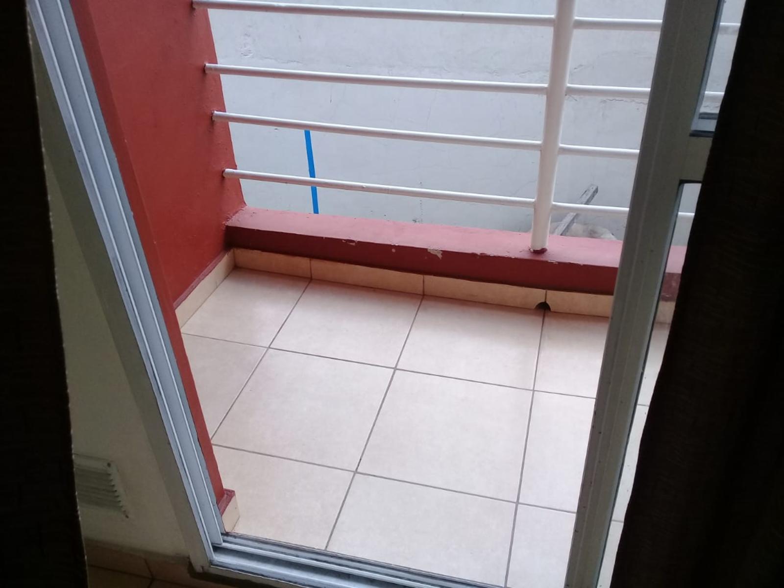 Departamento de 2 ambientes con cochera — foto 4