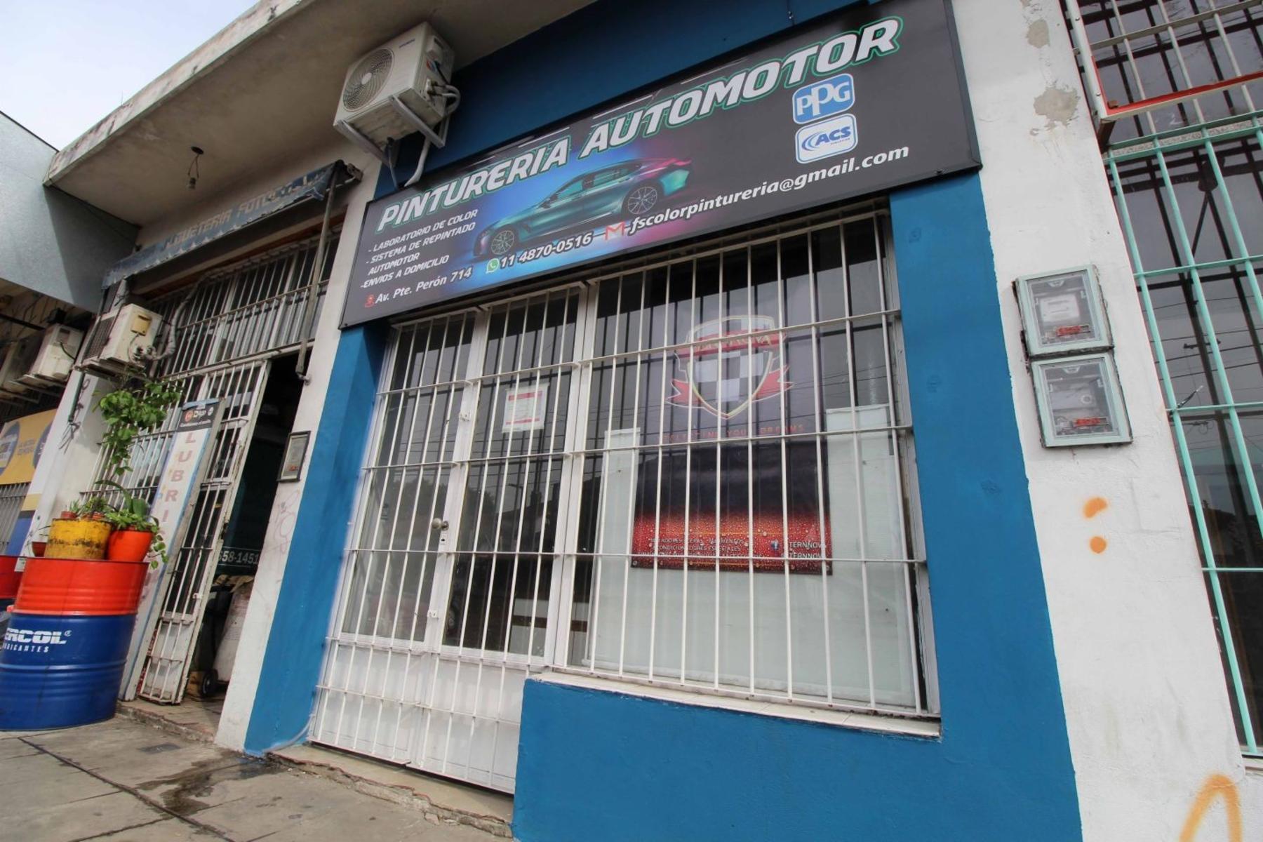 Local comercial con galpón