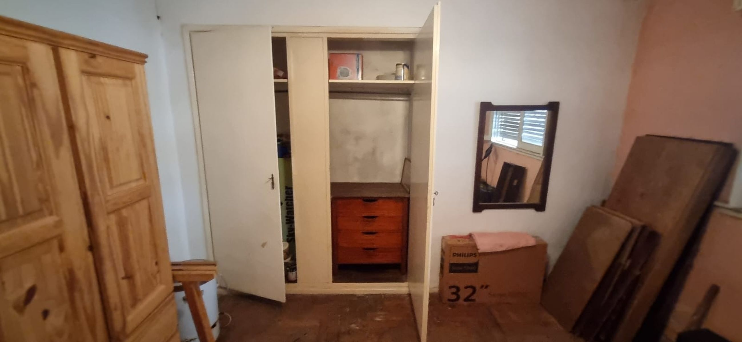 Excelente dpto. tipo casa lateral, de tres ambientes con patioyparrilla. Excelente ubicación y estado. — foto 8