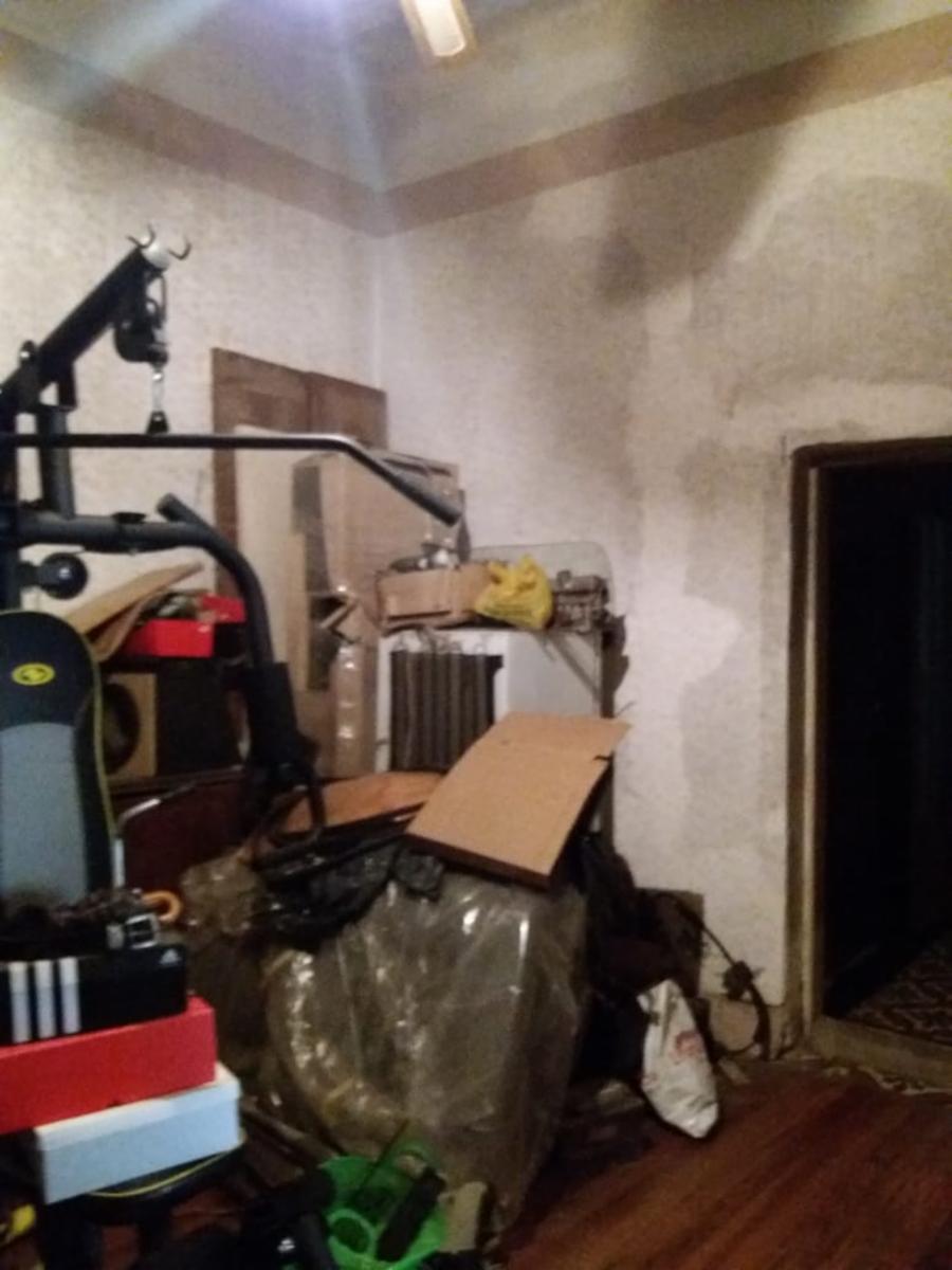 DEOCARE PROPIEDADES VENTA DE CASA DE 5 AMBIENTES CON PATIO GARAGE Y FONDO VILLA MADERO — foto 2