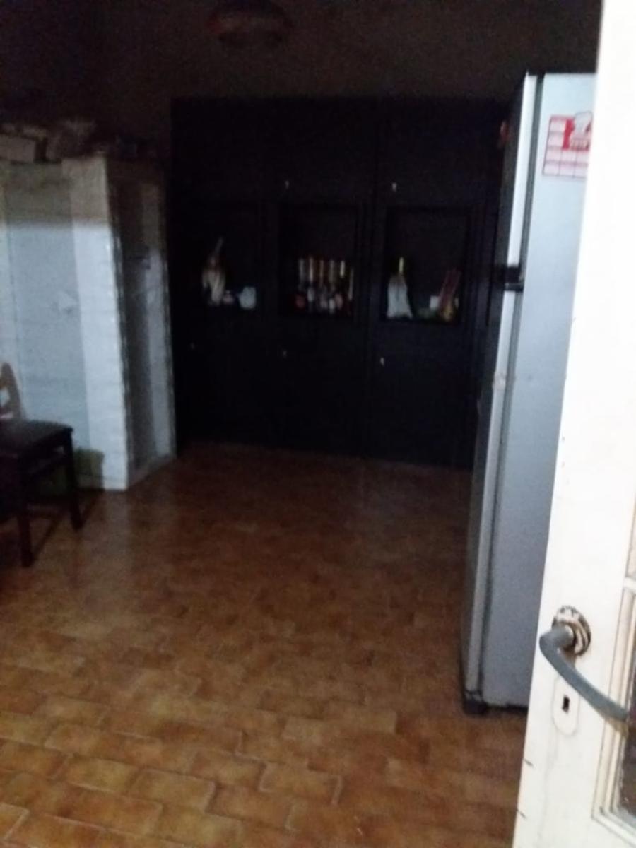 DEOCARE PROPIEDADES VENTA DE CASA DE 5 AMBIENTES CON PATIO GARAGE Y FONDO VILLA MADERO — foto 4