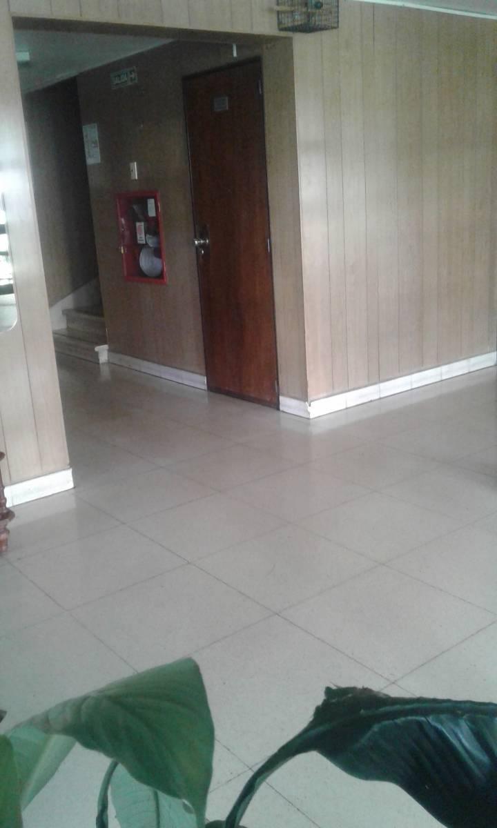 VENTA DEDEPARTAMENTO DE 4 AMBIENTES EN EDIFICIO DE 11 PISOS 4 DEPARTAMENTOS POR PISO ZONA COLEGIALES - 5
