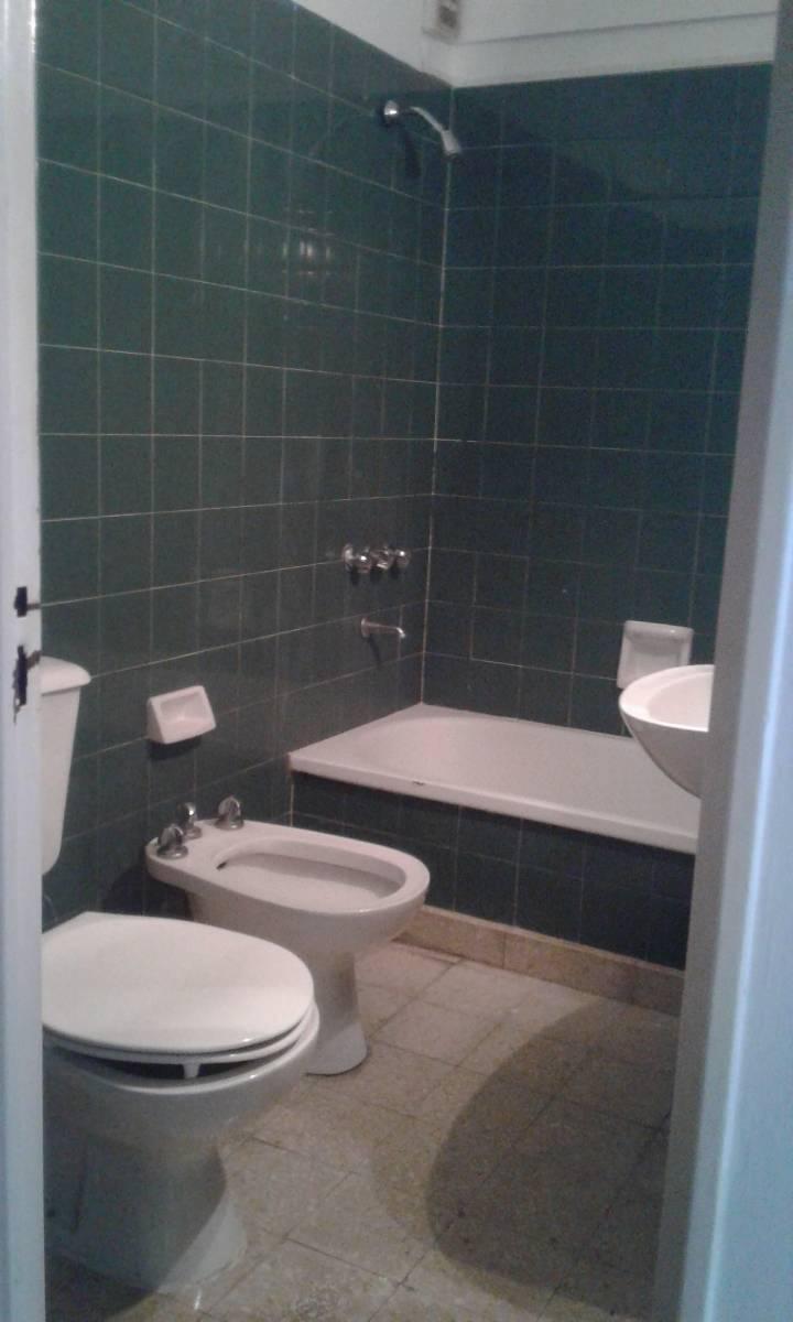 VENTA DEDEPARTAMENTO DE 4 AMBIENTES EN EDIFICIO DE 11 PISOS 4 DEPARTAMENTOS POR PISO ZONA COLEGIALES - 12