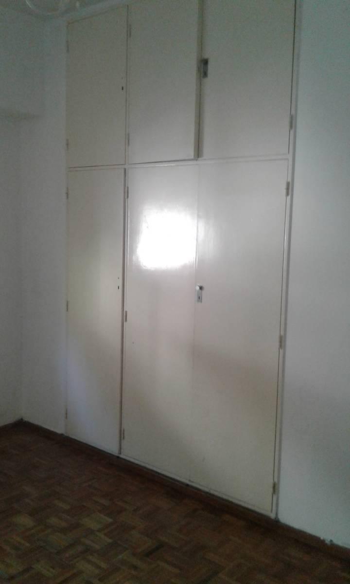VENTA DEDEPARTAMENTO DE 4 AMBIENTES EN EDIFICIO DE 11 PISOS 4 DEPARTAMENTOS POR PISO ZONA COLEGIALES - 18