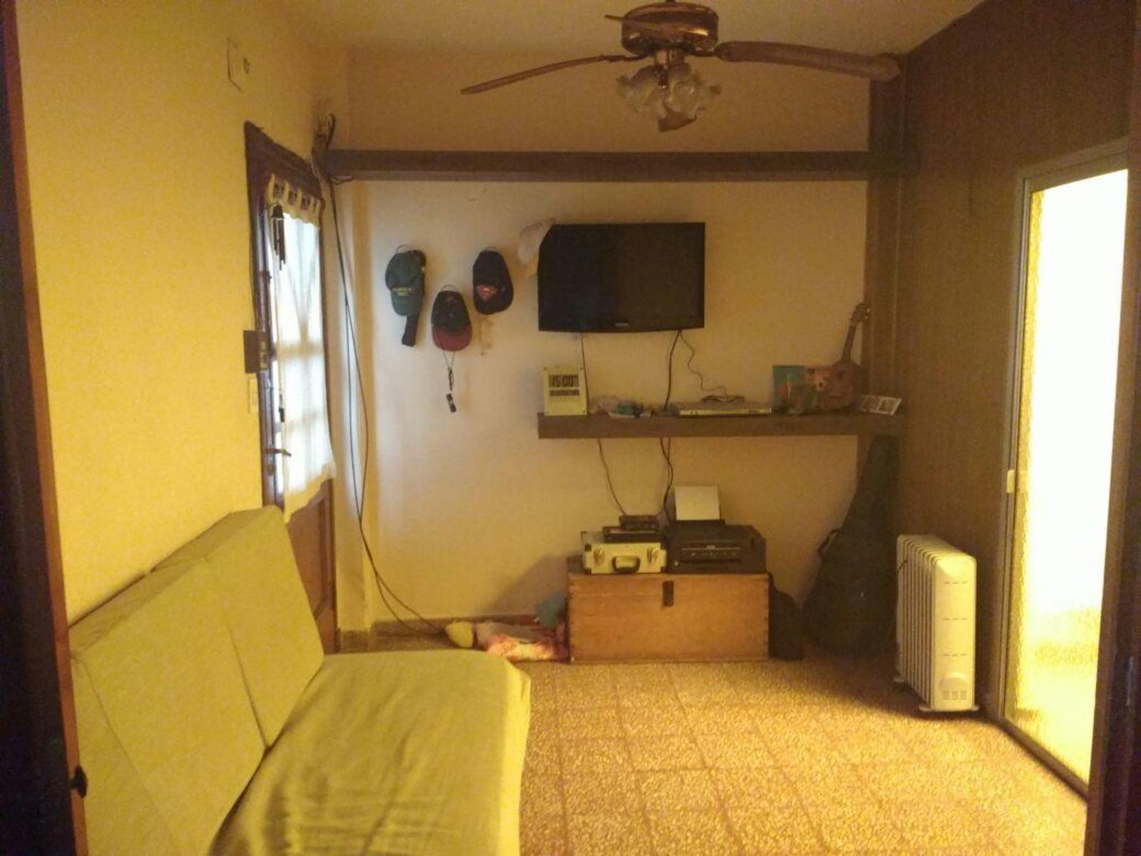 VENTA DE PH DE 2 AMBIENTES POR PASILLO C/PATIO Y TERRAZA MUY BUEN ESTADO ZONA VILLA LUGANO — foto 3