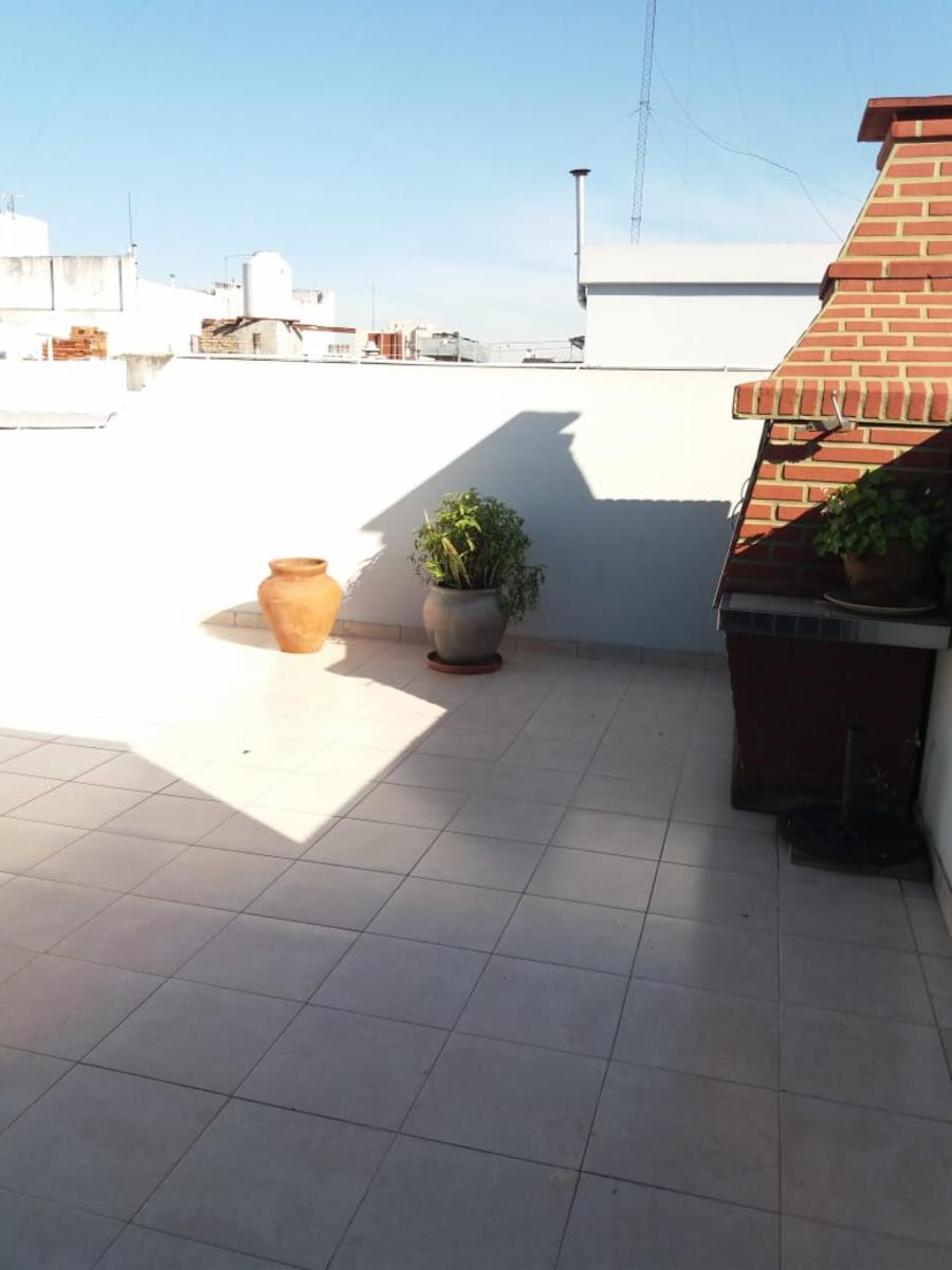 VENTA DE DEPARTAMENTO DE 3 AMBIENTES C/ TERRAZA PROPIA EN EXCELENTE ESTADO ZONA MATADEROS — foto 15