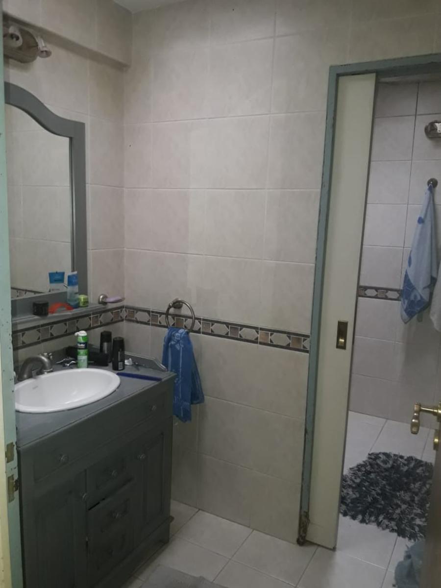 VENTA DE CASA EN DOS PLANTAS C/GARAGE PARA DOS AUTOS FONDO PARQUIZADO MAS DEPENDENCIA. LOTE PROPIO DE 8.66X47 M2 DIGNA DE VER ZONA VILLA LURO — foto 4