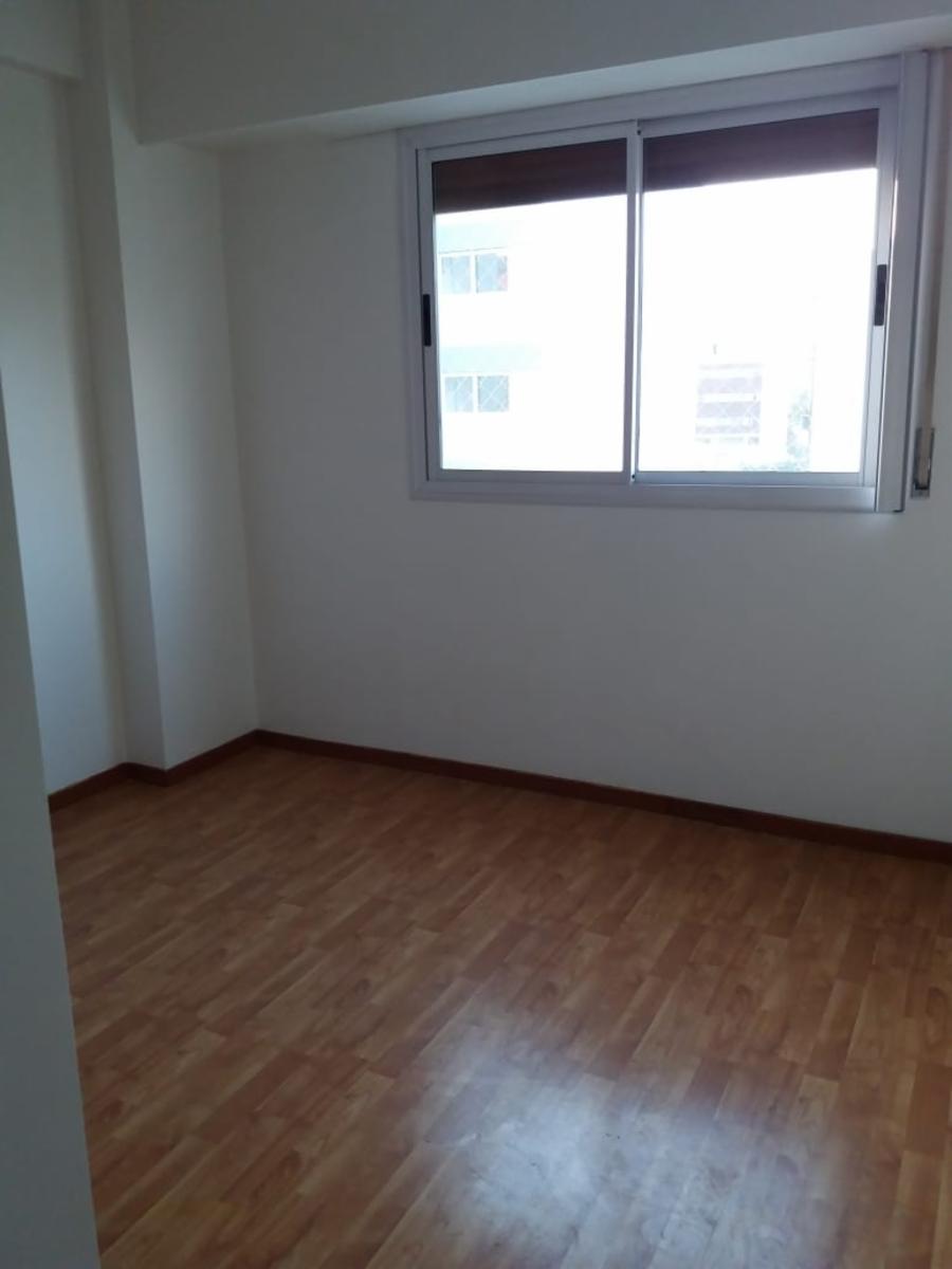 DEOCARE PROPIEDADES VENDE HERMOSO SEMIPISO DE 2 AMBIENTES AL FRENTE CON COCHERA ZONA LINIERS — foto 9