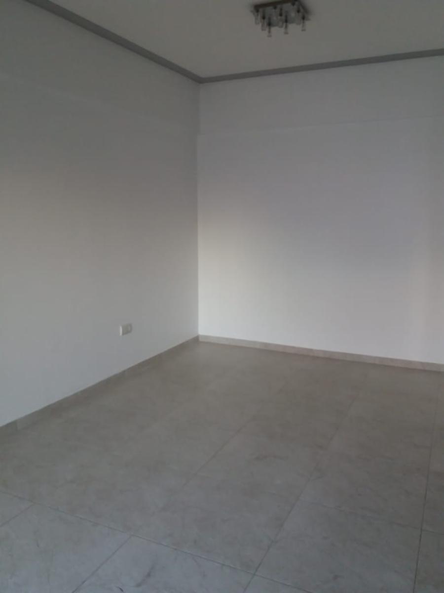 DEOCARE PROPIEDADES VENDE HERMOSO SEMIPISO DE 2 AMBIENTES AL FRENTE CON COCHERA ZONA LINIERS — foto 11