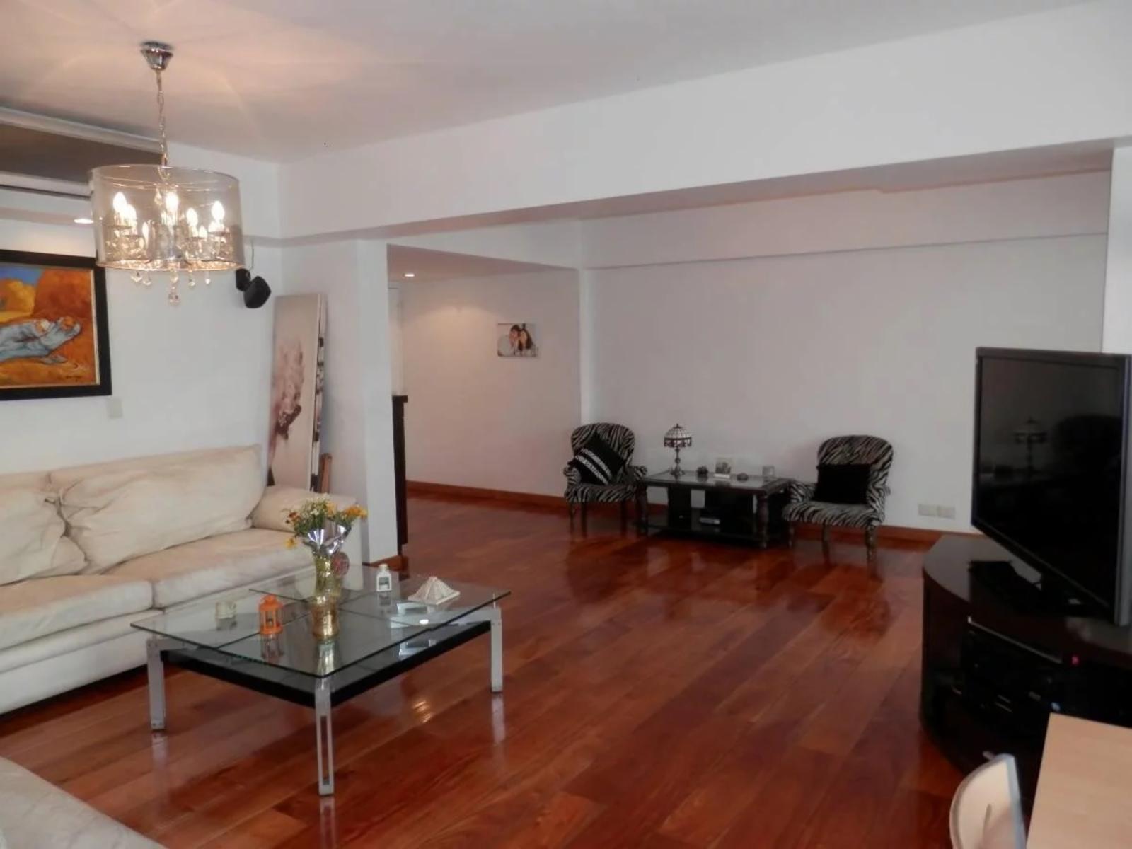 VENDO GRAN PISO DE EXCELENTE CATEGORIA EN BELGRANO 5 AMBIENTES MENDOZA AL 2000 — foto 9