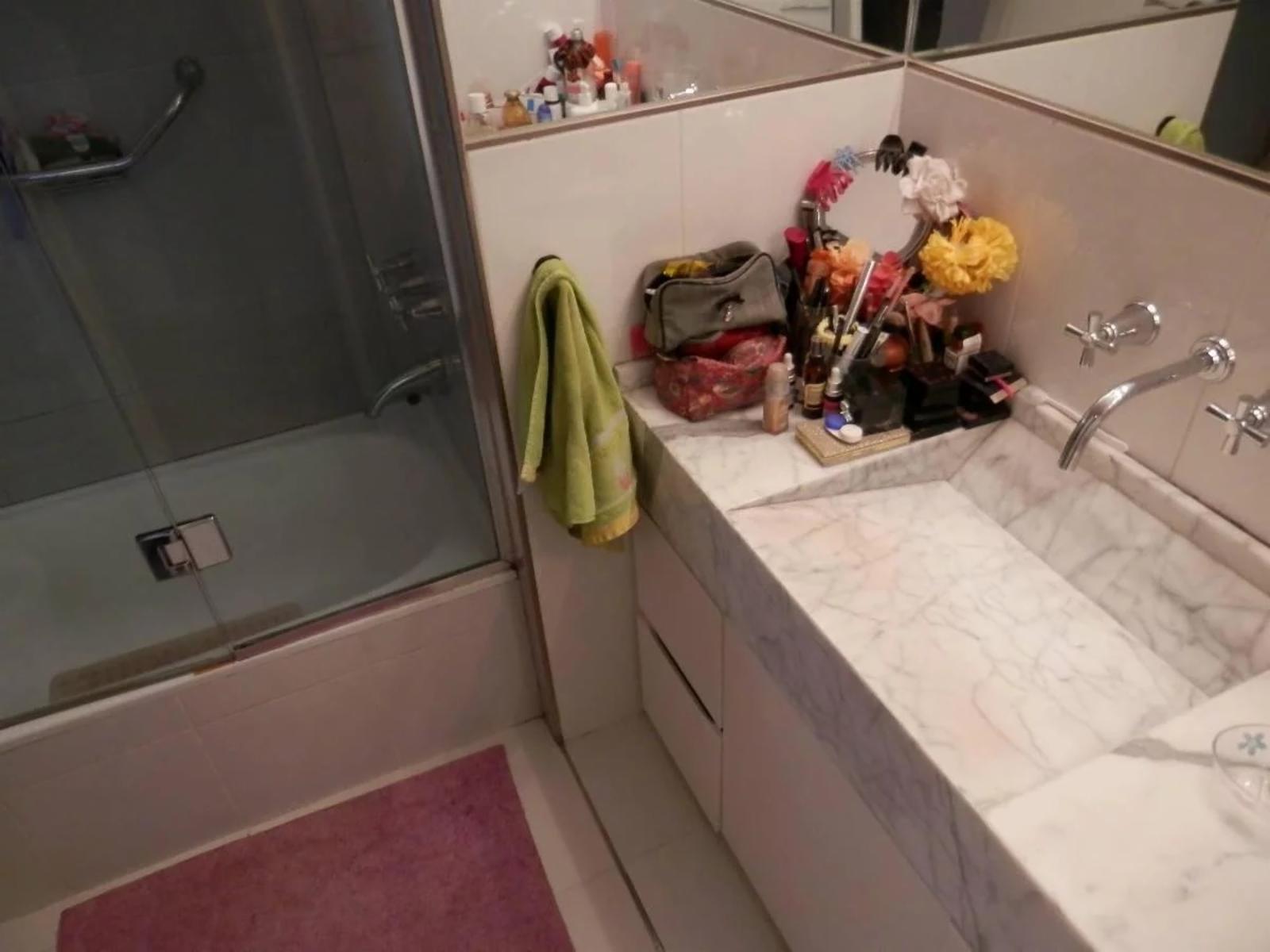 VENDO GRAN PISO DE EXCELENTE CATEGORIA EN BELGRANO 5 AMBIENTES MENDOZA AL 2000 — foto 13