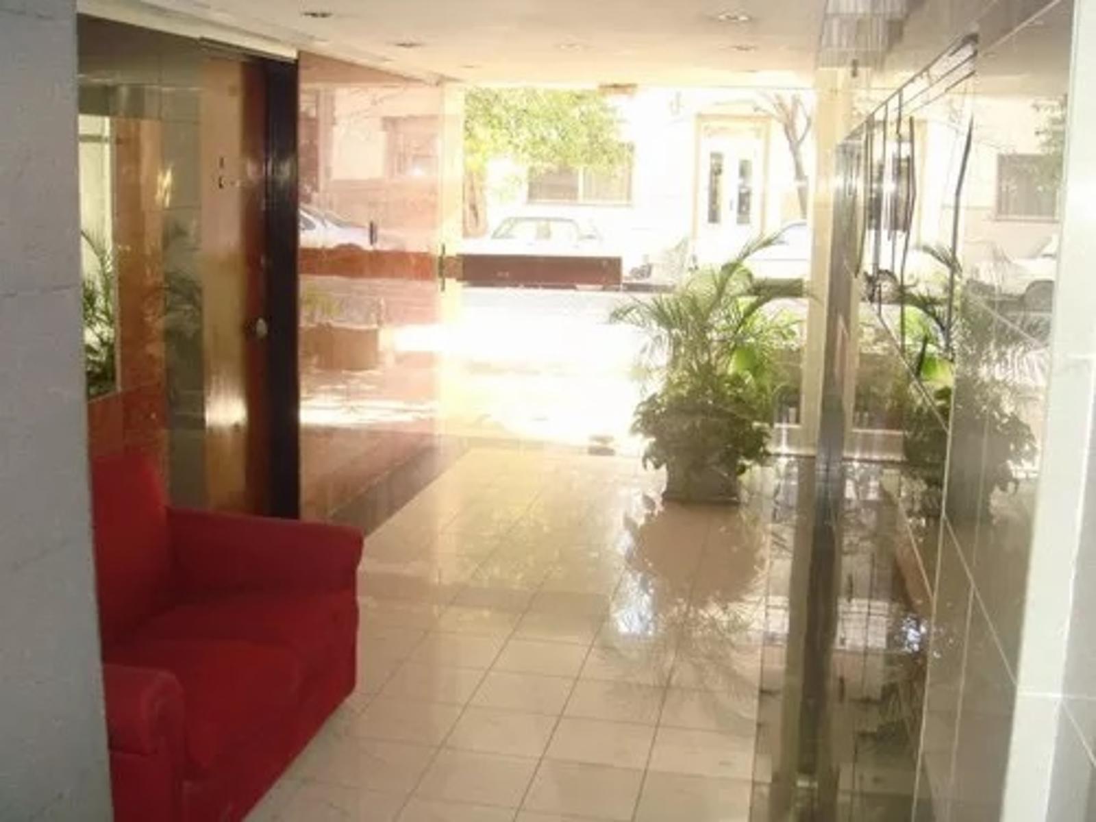 HERMOSO DEPARTAMENTO 3 AMBIENTES EN CABALLITO — foto 3