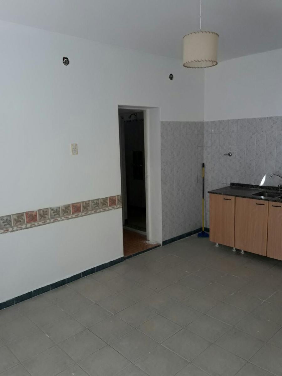 Departamento interno a metros de Bv Rondeau — foto 7