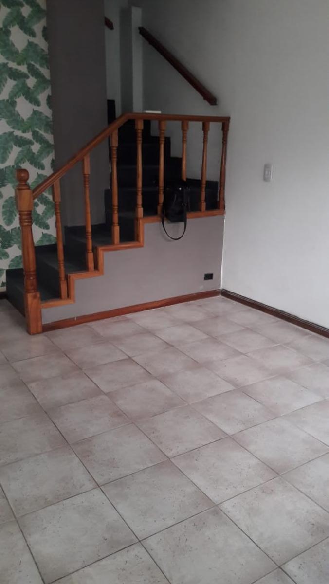 Vendo duplex 3 amb., zona Ramos Mejía sur — foto 2