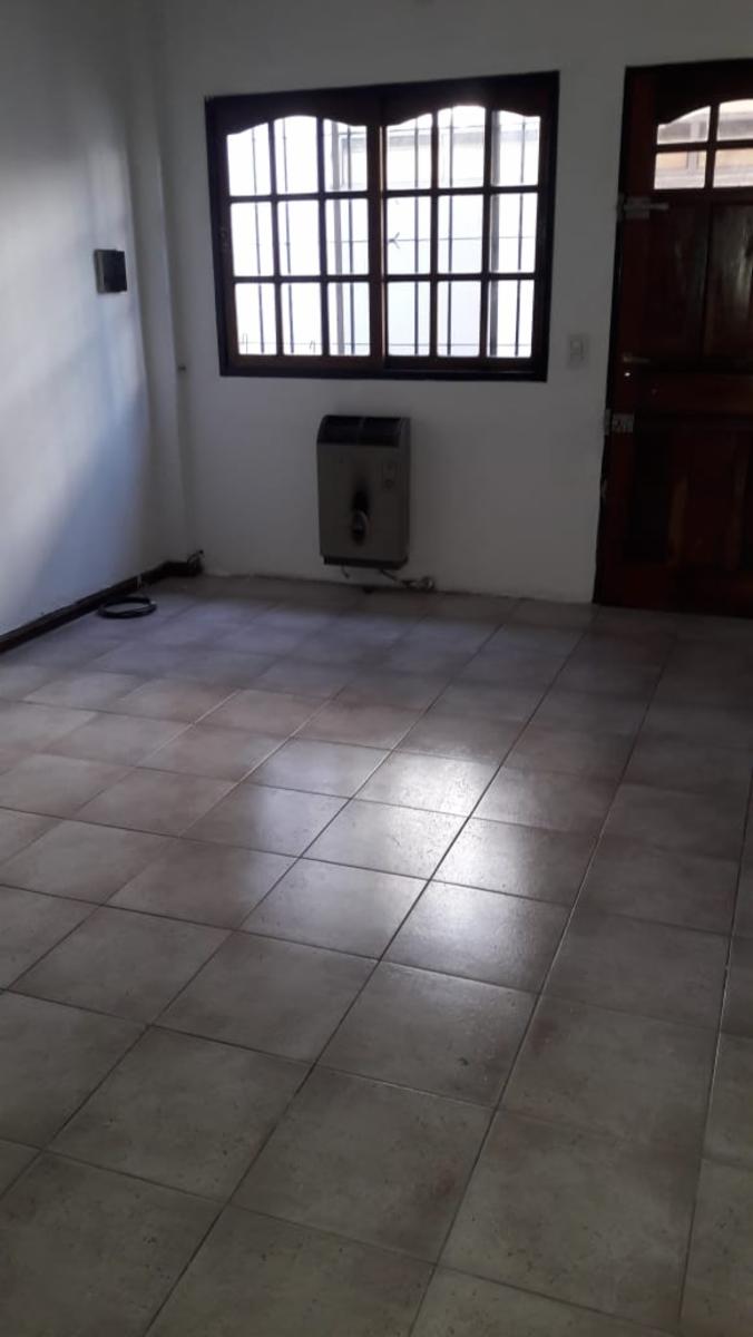Vendo duplex 3 amb., zona Ramos Mejía sur — foto 5