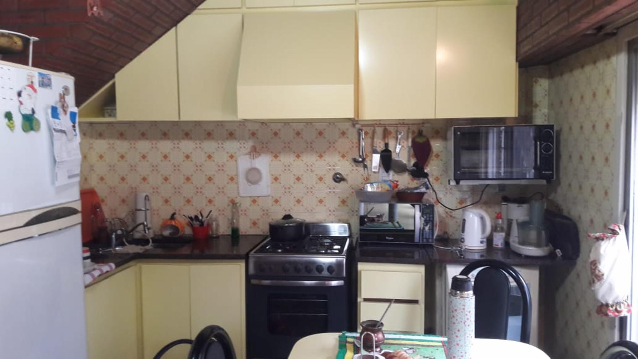 Vendo hermosa propiedad en Villa Luzuriaga — foto 5