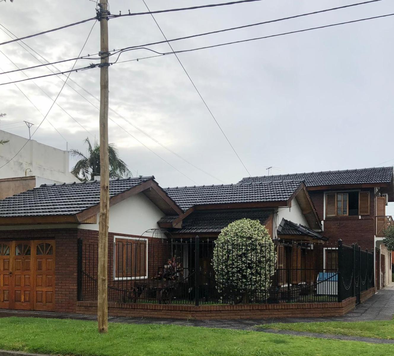 Vendo hermoso chalet zona barrio Don Bosco