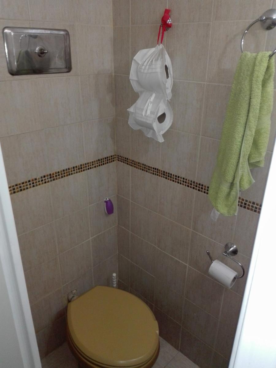 AMPLIO DPTO DE 3 AMB. AL FRENTE CON PATIO Y DOS BAÑOS — foto 8