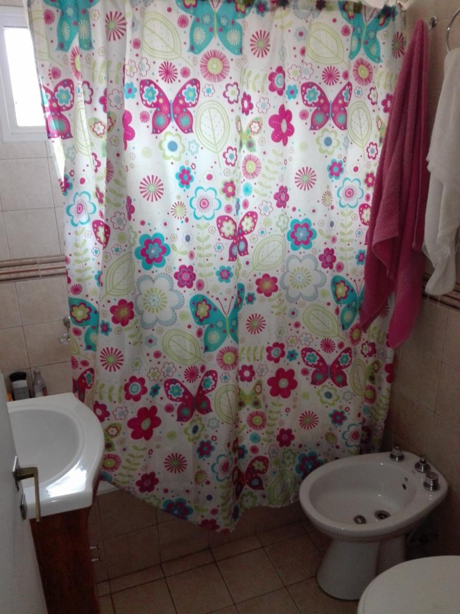 AMPLIO DPTO DE 3 AMB. AL FRENTE CON PATIO Y DOS BAÑOS — foto 11