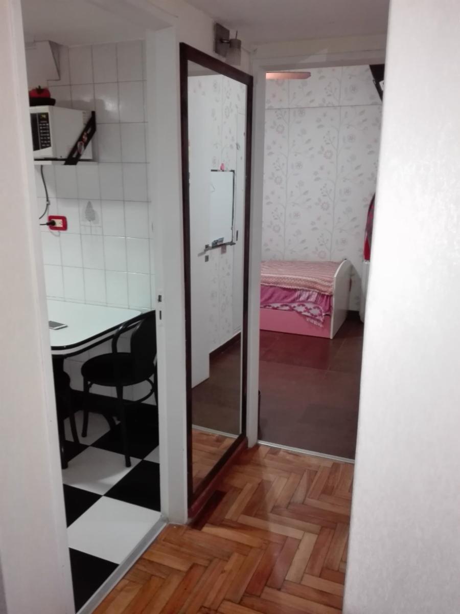 AMPLIO DPTO DE 3 AMB. AL FRENTE CON PATIO Y DOS BAÑOS — foto 15