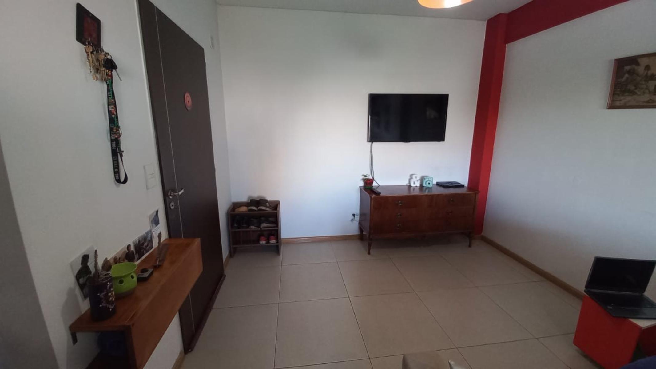 Semipiso de categoria