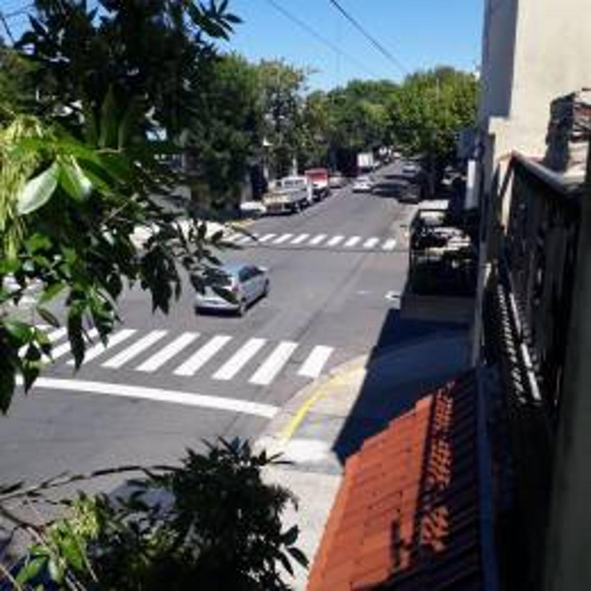 EXCELENTE TERRENO CON CONSTRUCCIÓN - 7