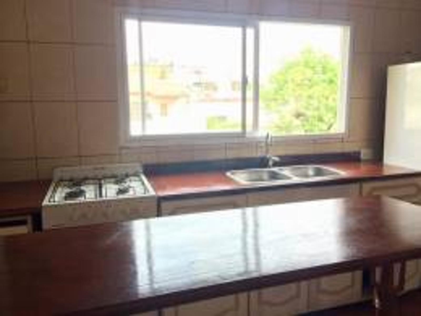 EXCELENTE TERRENO CON CONSTRUCCIÓN - 9