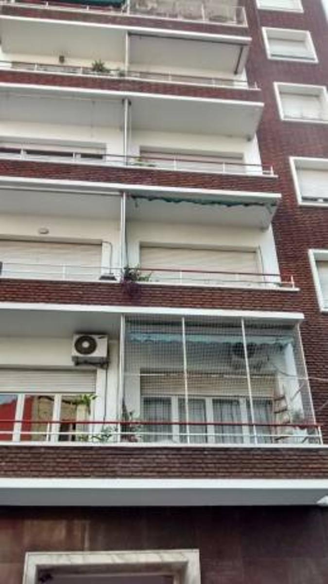 CATEGORIA DEPARTAMENTO DE 3 AMB. CON BALCON A LA CALLE — foto 2